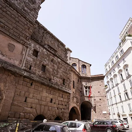 Del Grillo - Fori Imperiali - Il Nido D'amore Apartament