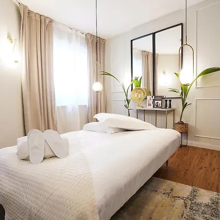 Del Grillo - Fori Imperiali - Il Nido D'amore * Róma